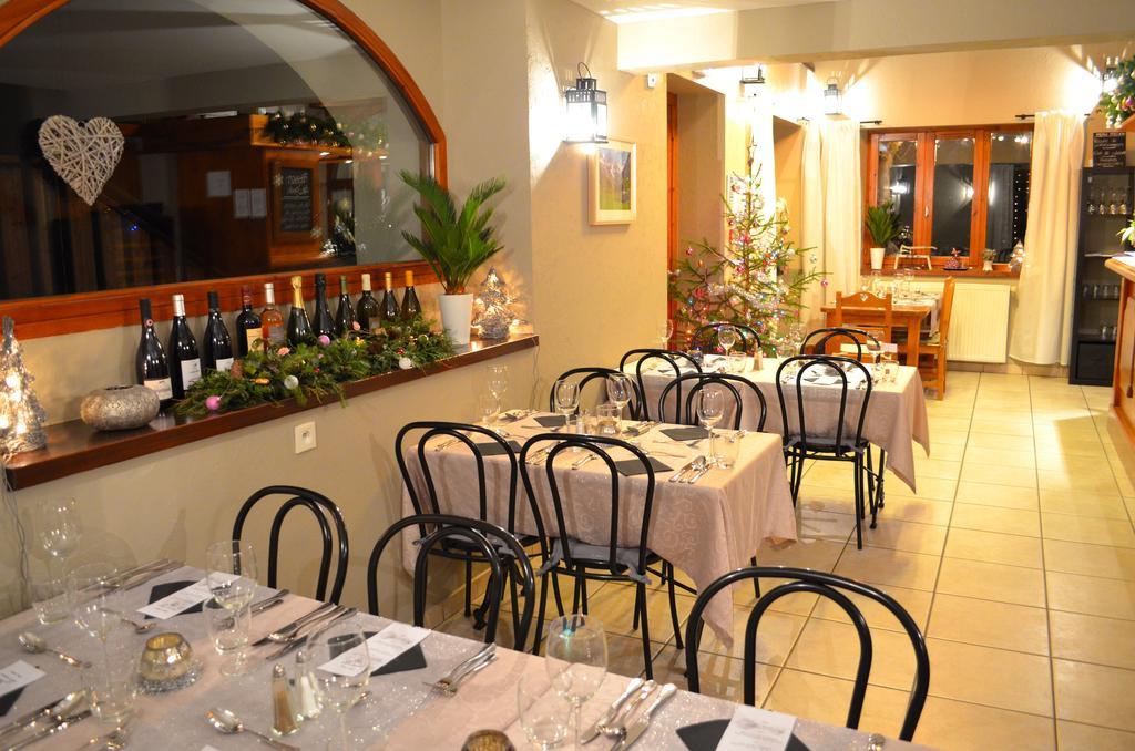 Auberge La Cure Oz Buitenkant foto